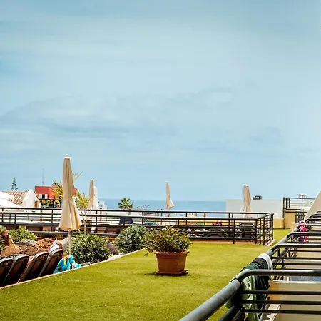 Great Location 30 アデヘ